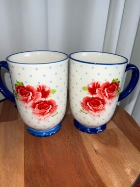 The Pioneer Woman coffee mugs set/2